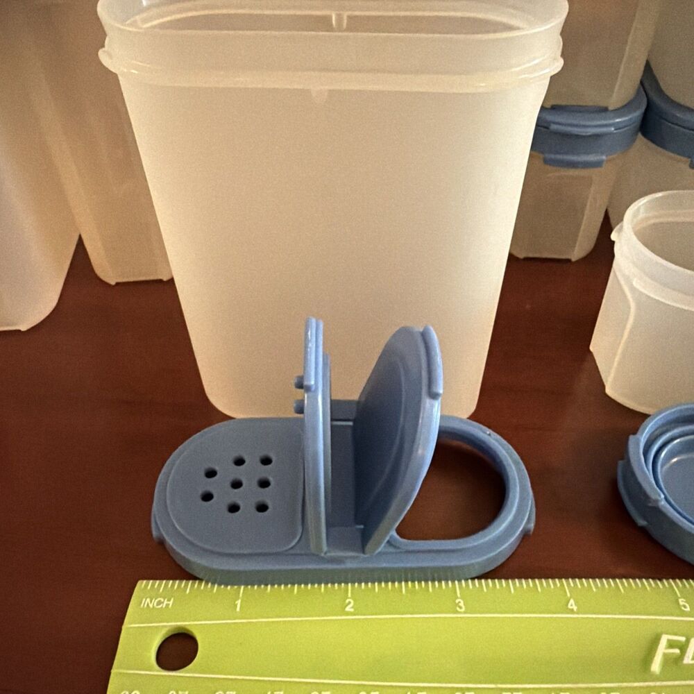 Tupperware Vintage Classic Blue Modular Mates Spice Shaker Containers Set of 20! - Picture 9 of 13
